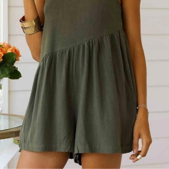 Romper - Picture 2 of 3